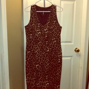 Spense Leopard V-neck dress midi length